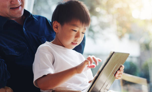 考えて学ぶ子ども